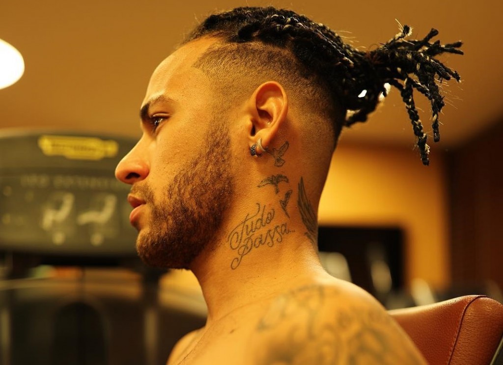Neymar taglio di capelli