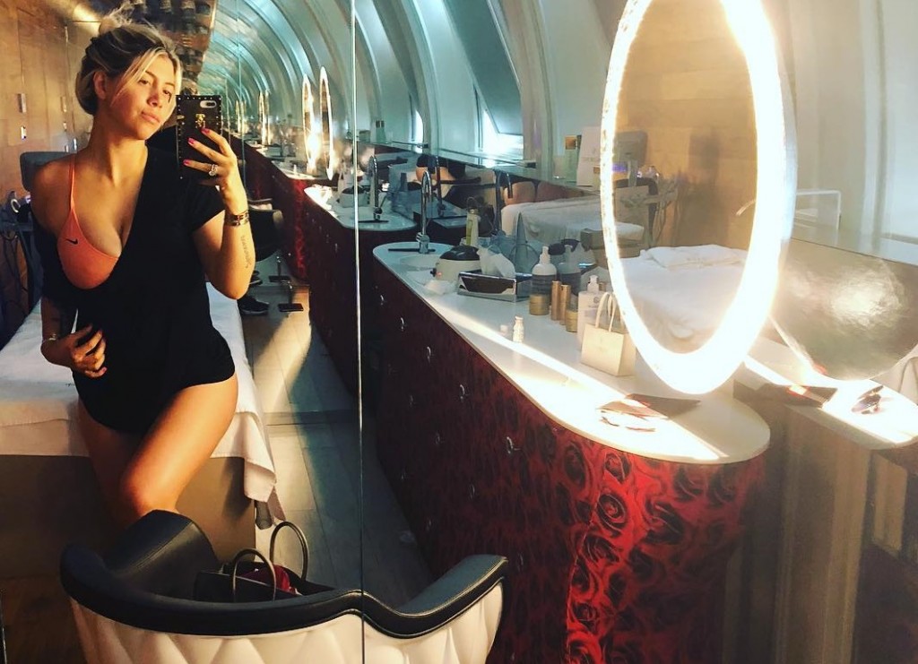 Wanda Nara 19 mag