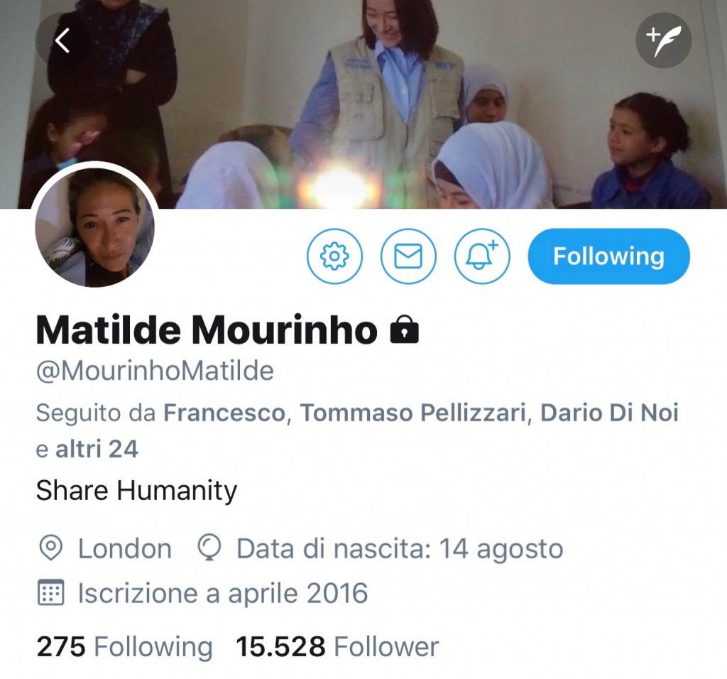 social lady mou-5781