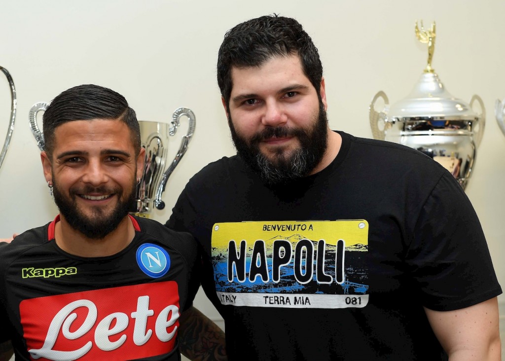 L'attore di Gomorra insieme a Lorenzo Insigne