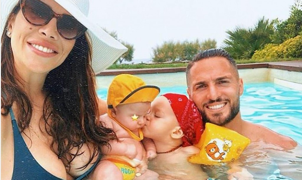 enza de cristofaro e d'ambrosio in compagnia dei figli