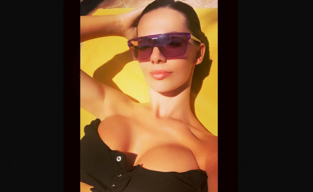 Erjona Sulejmani, sole e relax alle Canarie