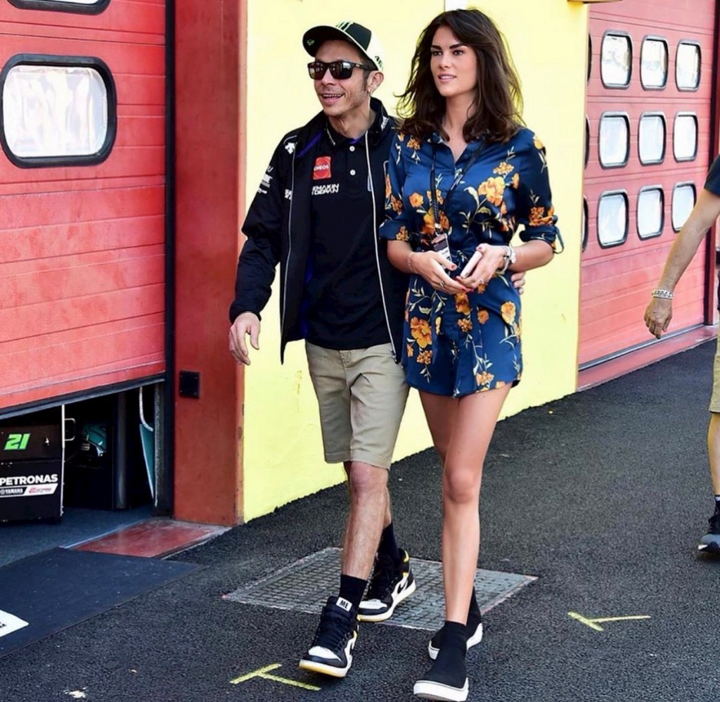 La fidanzata di Rossi al Mugello