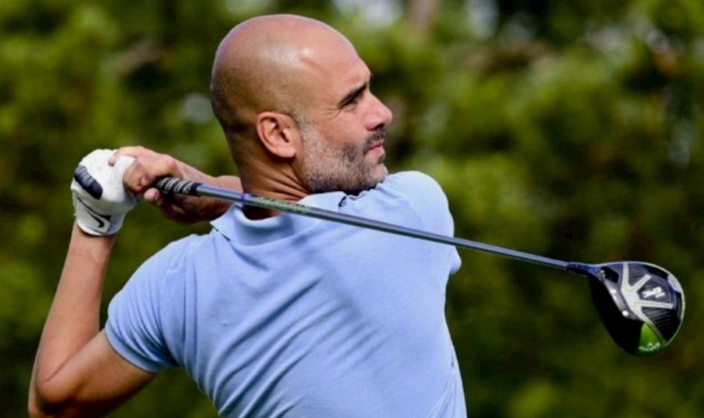 Pep Guardiola gioca a golf in Costa Brava