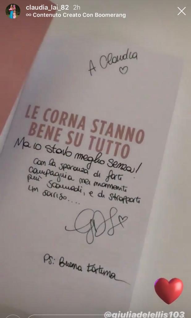 claudia-nainggolan-dedica-de-lellis