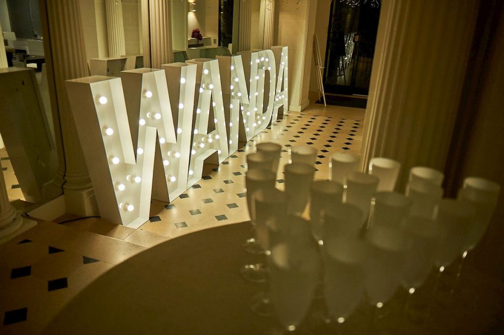 gente-wanda-nara-casa