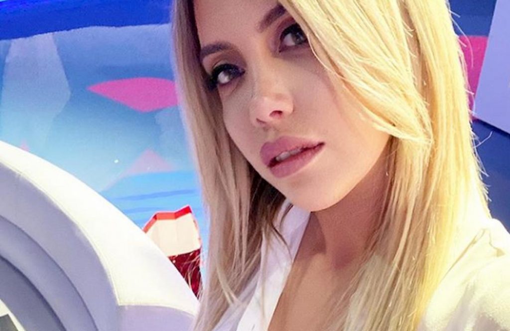 wanda-nara-decollete-da-urlo