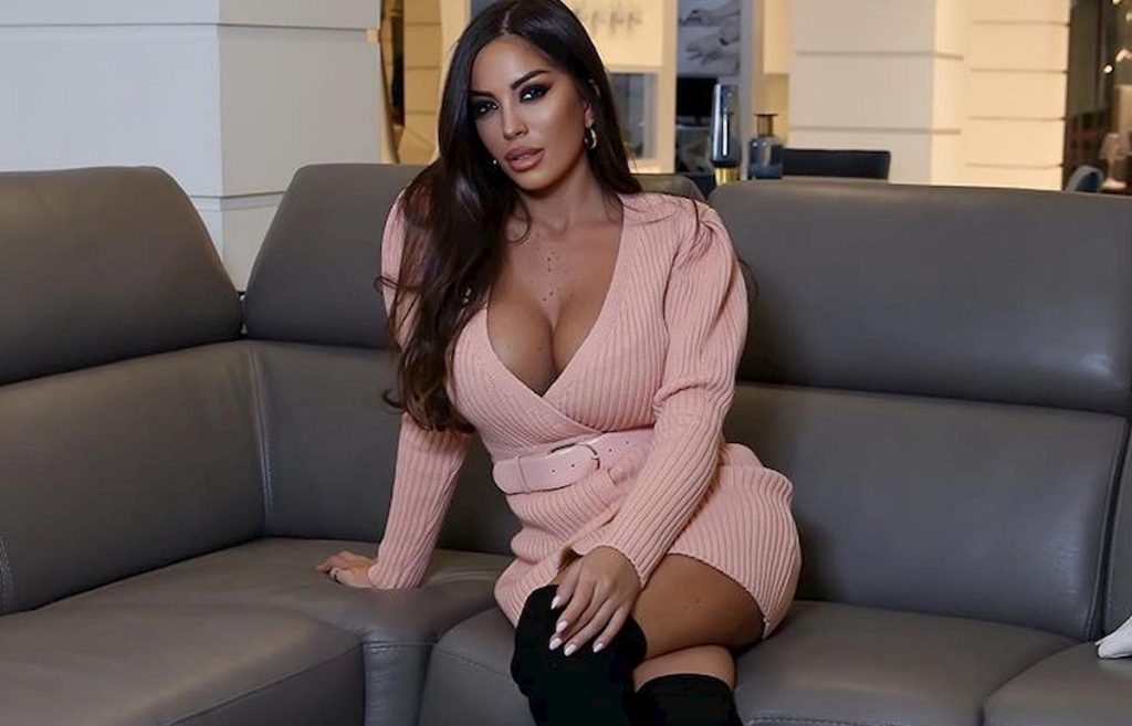 floriana-messina-decollete-hot