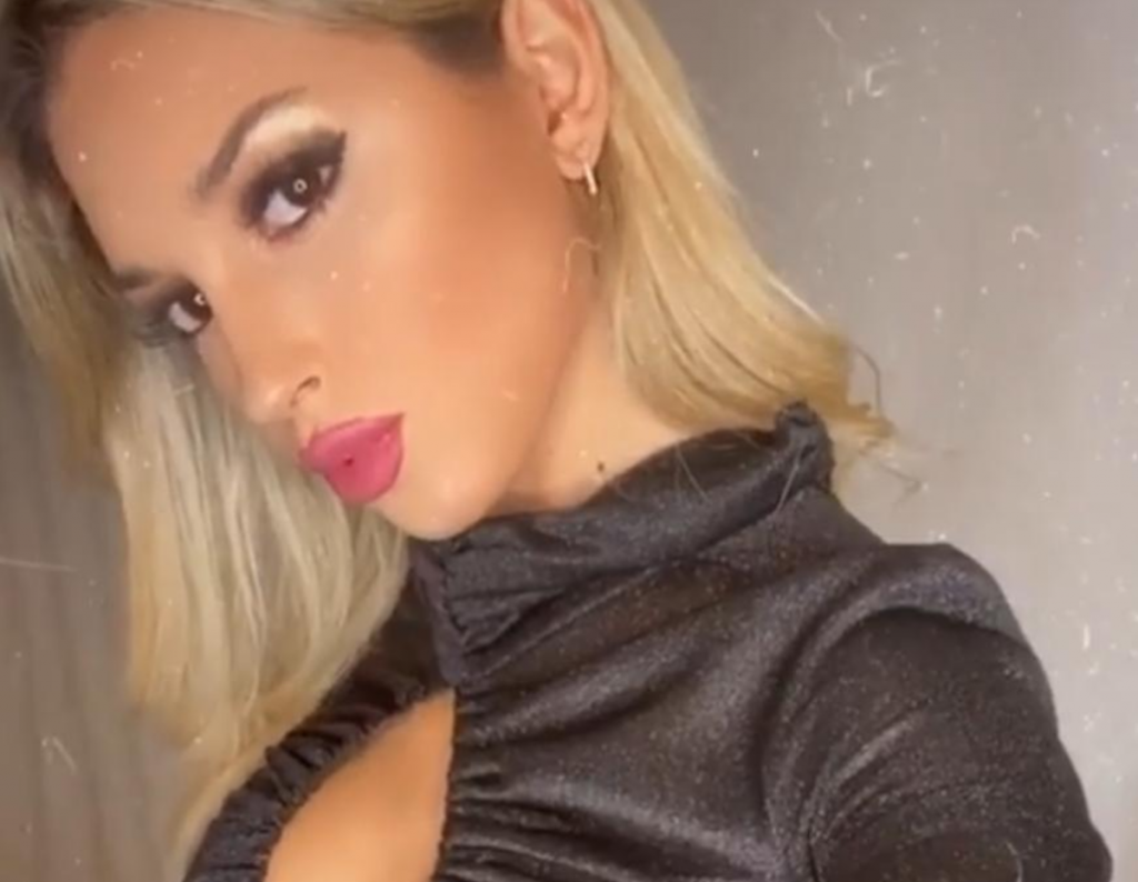 lady-martinez-super-sexy