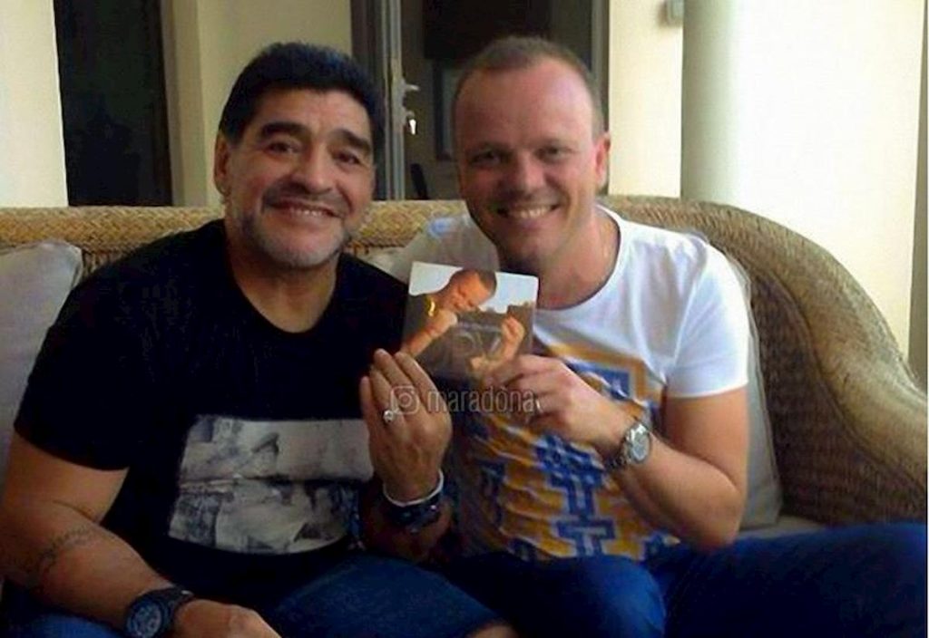maradona-gigi-napoli