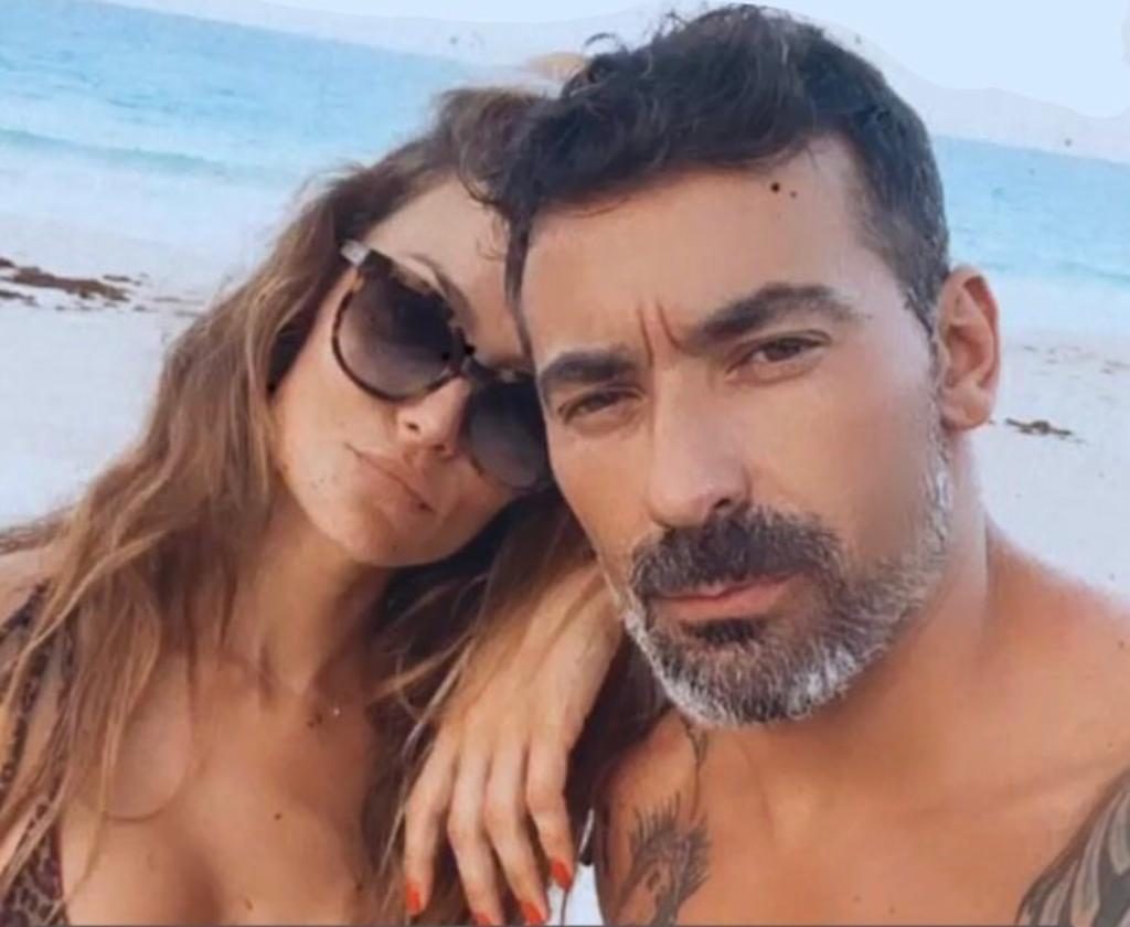 lavezzi-ufficializza-modella