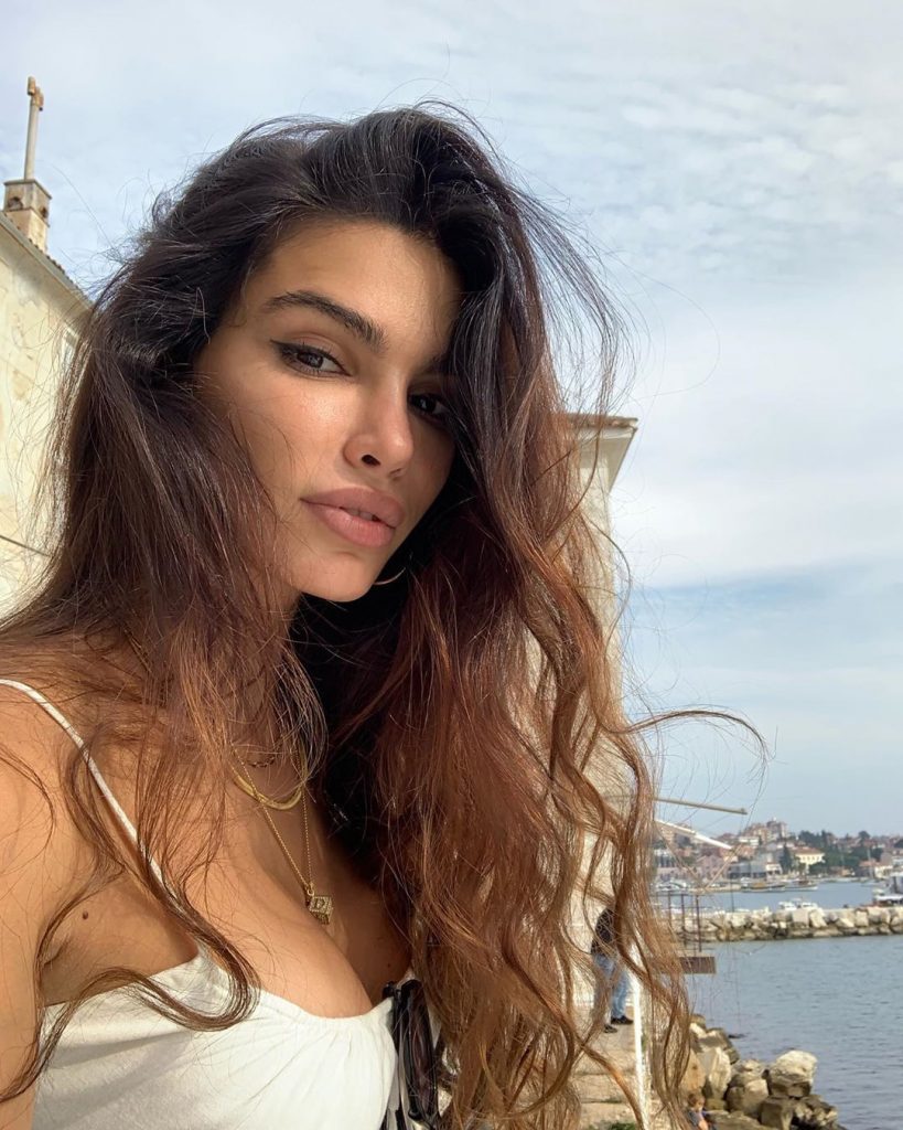 jovana-djordjevic-white
