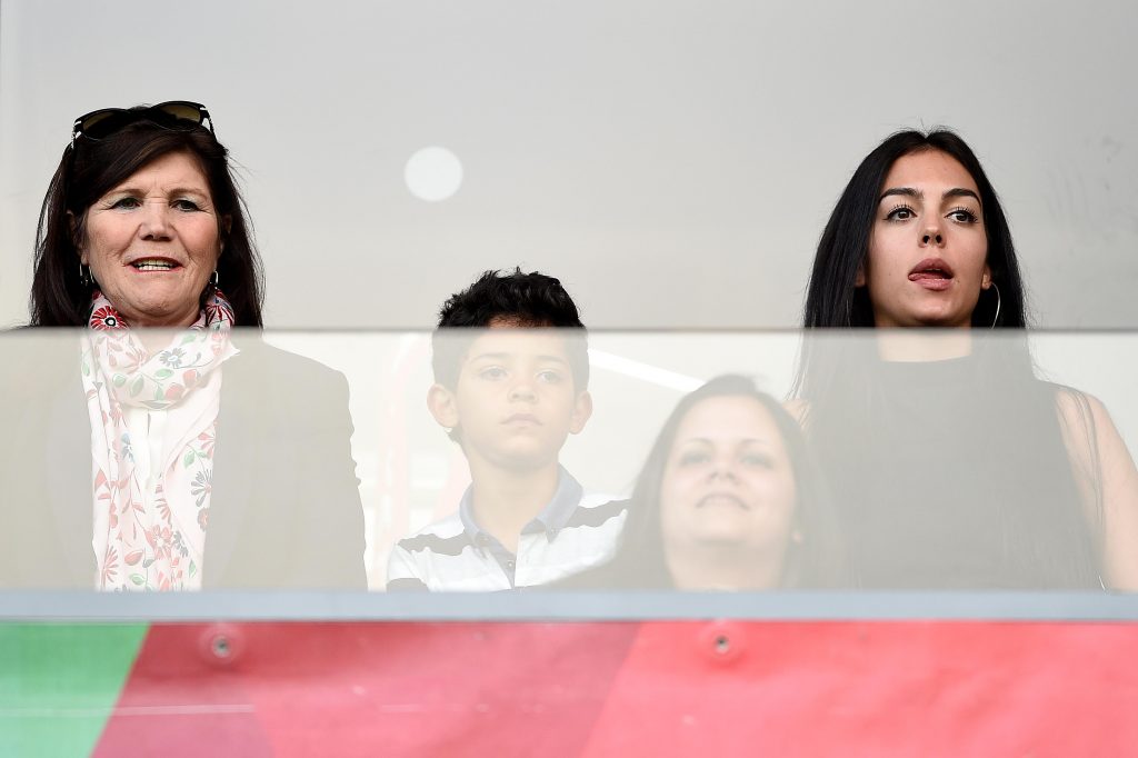 mamma-cristiano-georgina