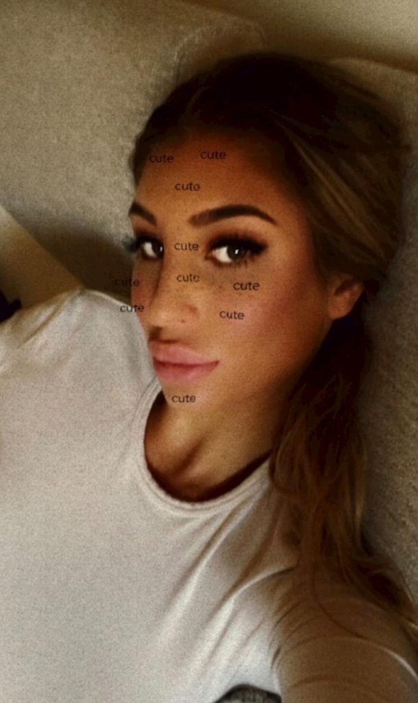 selfie-lady-skriniar