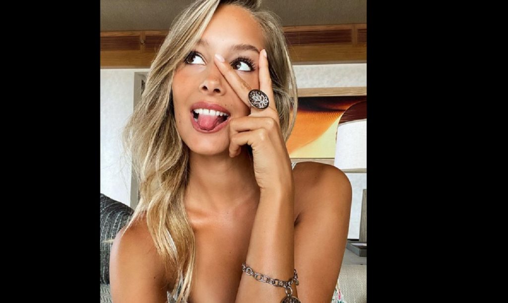 viky-varga-faccia-venerdi-weekend
