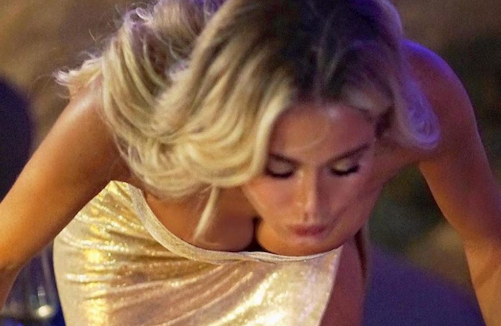 diletta-compleanno-decollete