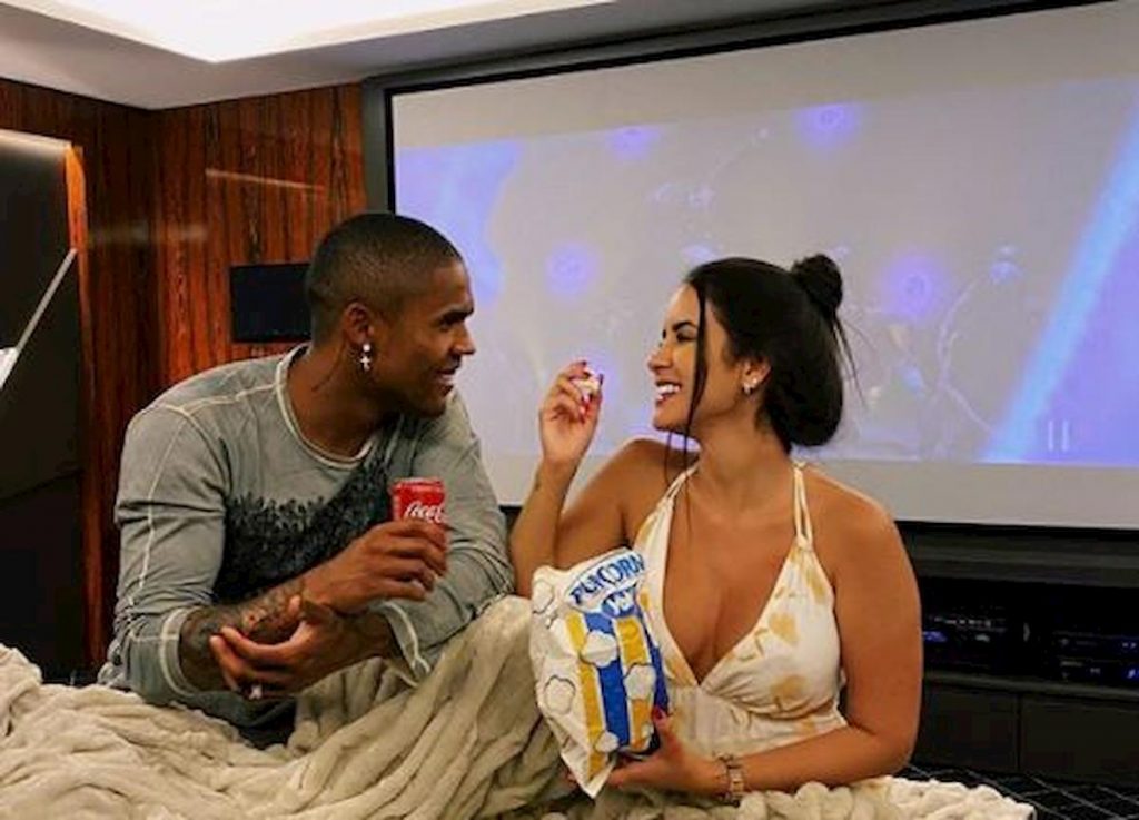 douglas-costa-compagna-1