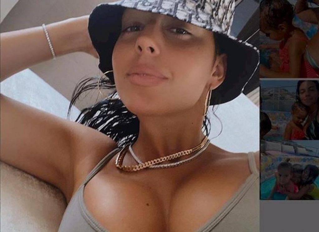 georgina-rodriguez-decollete-1