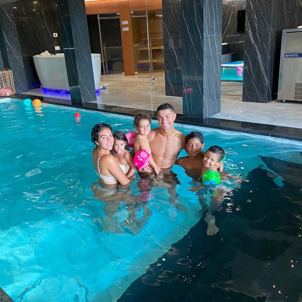 cristiano-ronaldo-famiglia