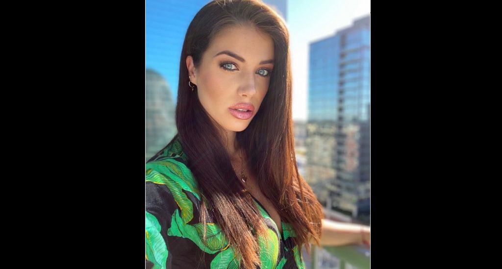 eleonora-boi-selfie