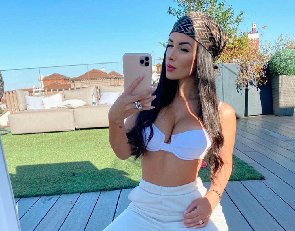 nathalia-felix-selfie