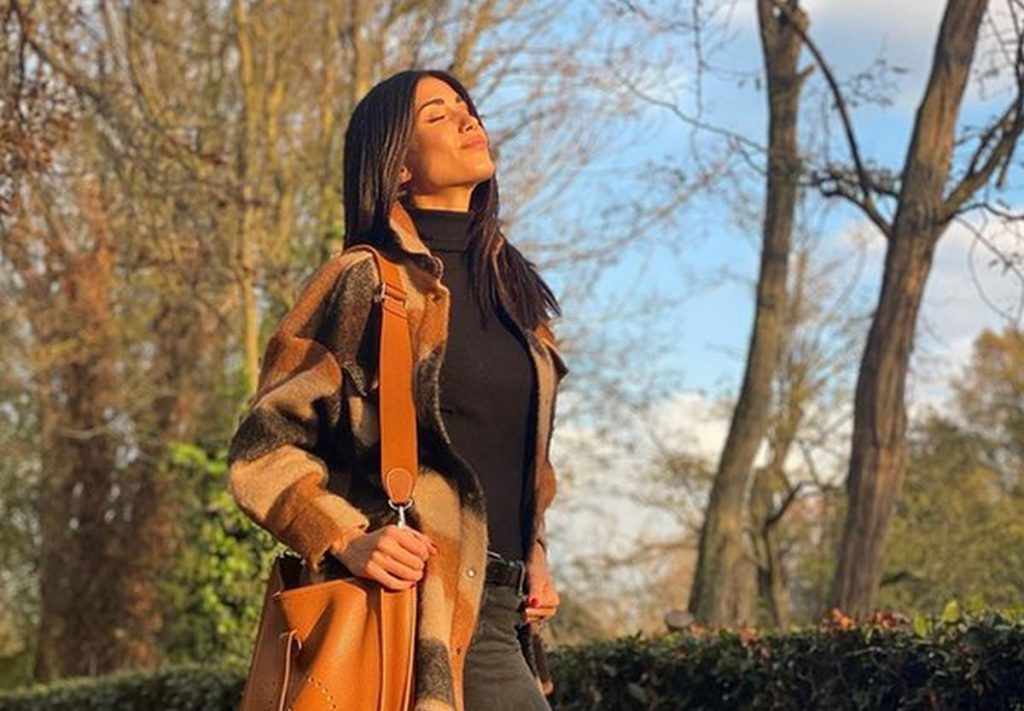 federica-nargi-passeggiata-autunnale-tra-i-giardini-di-villa-borghese