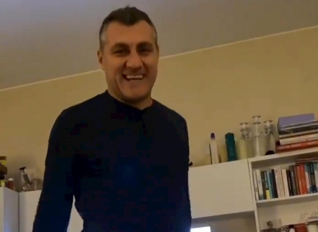 siparietto-pigiama-vieri