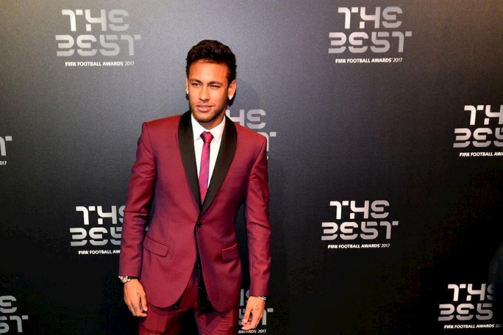 entourage-neymar-festa