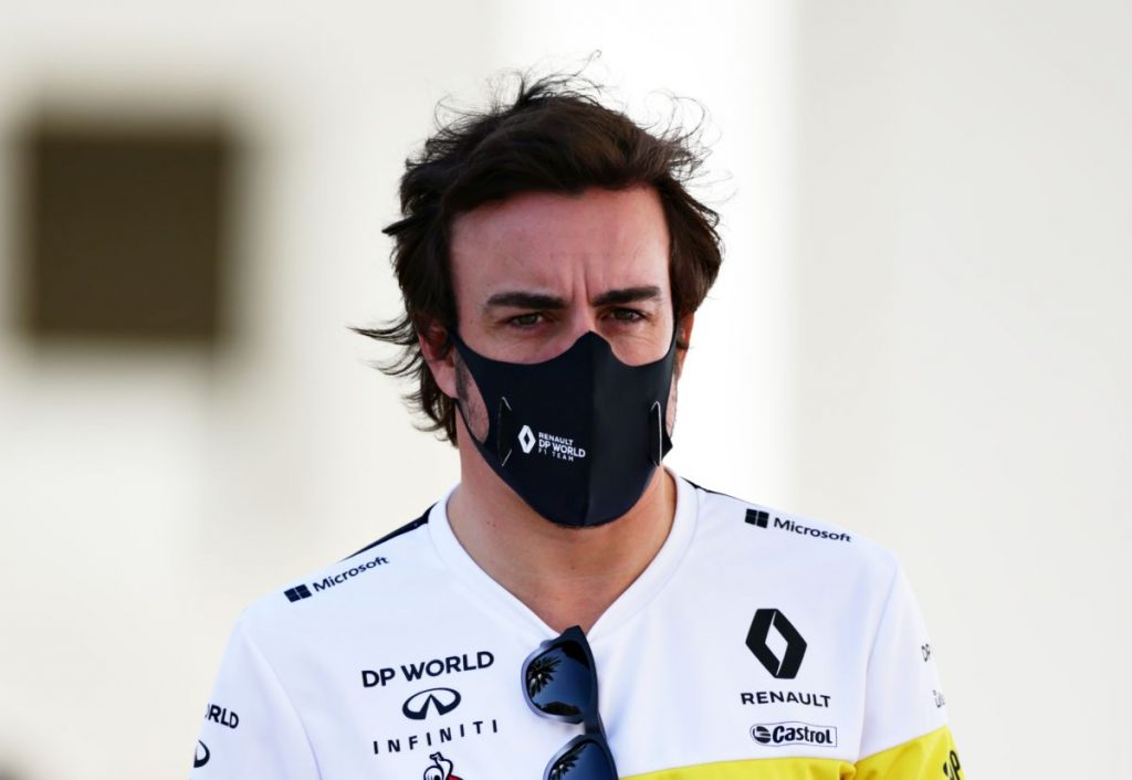 grave-incidente-in-bicicletta-per-alonso