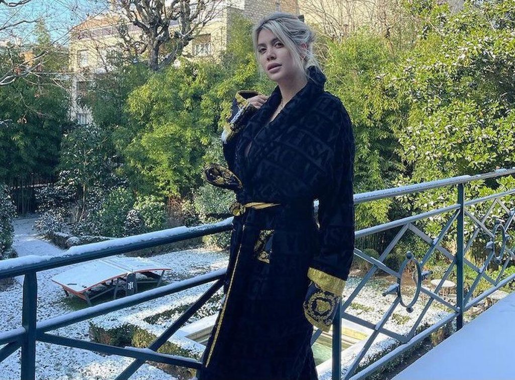 wanda-sceglie-bianco-nero