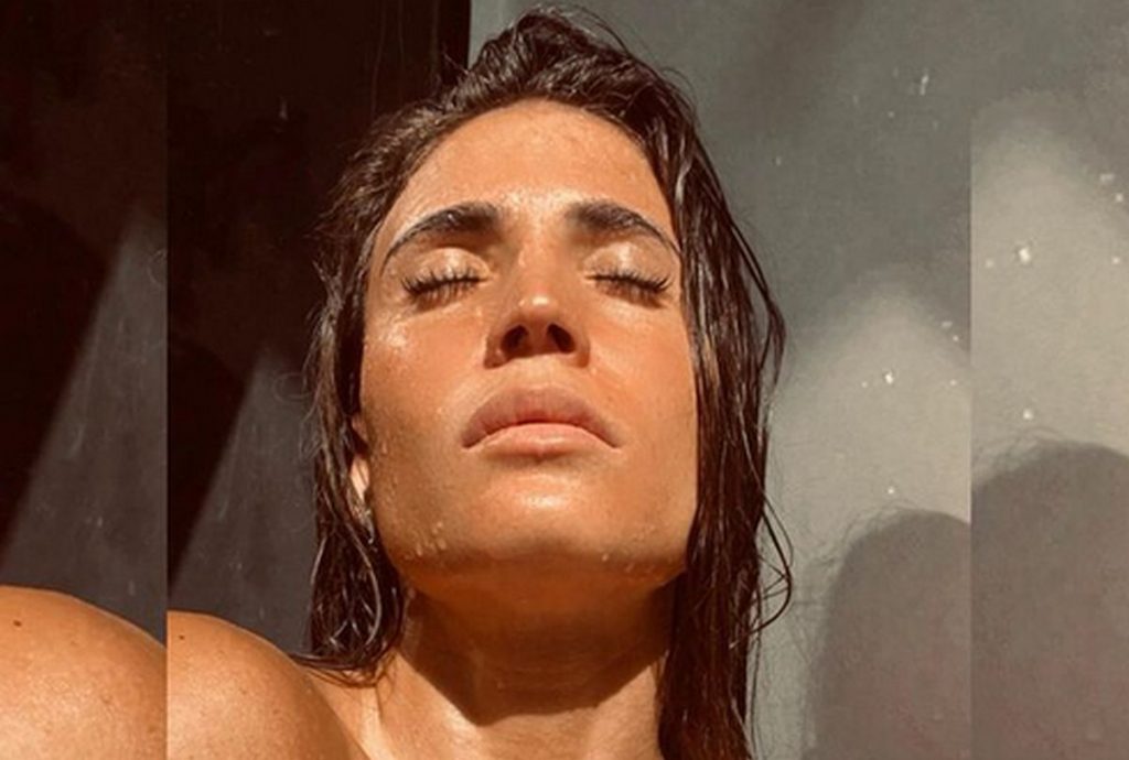 carolina-marcialis-selfie