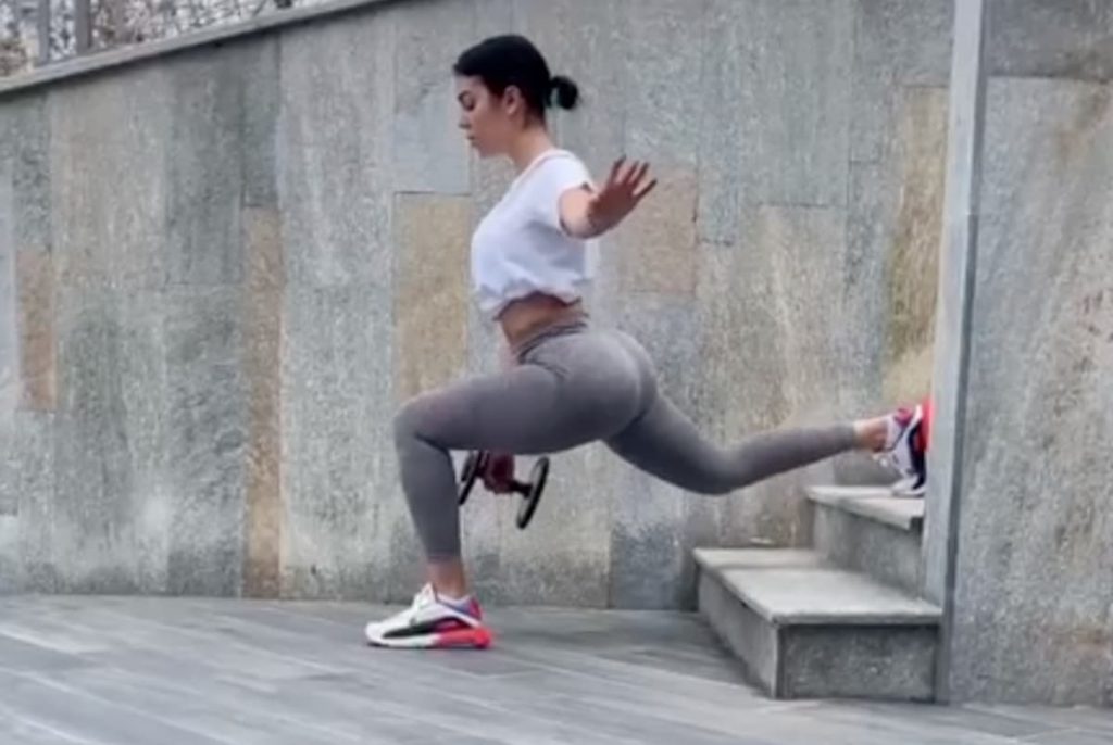 video-georgina-allenamento-social