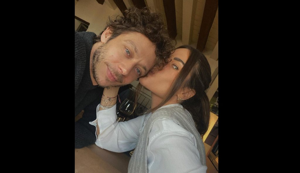 francesca-sofia-novello-bacio-valentino