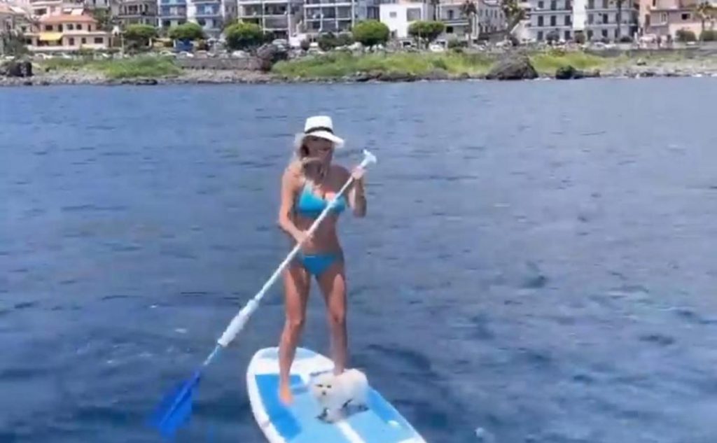 diletta sup cagnolino