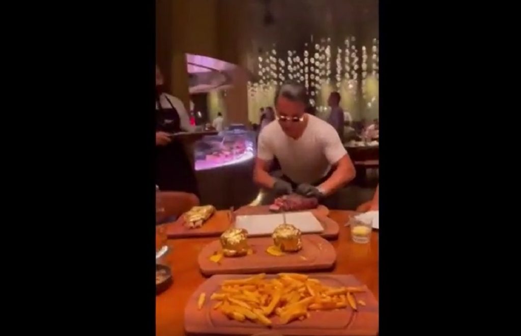 gollini-salt-bae
