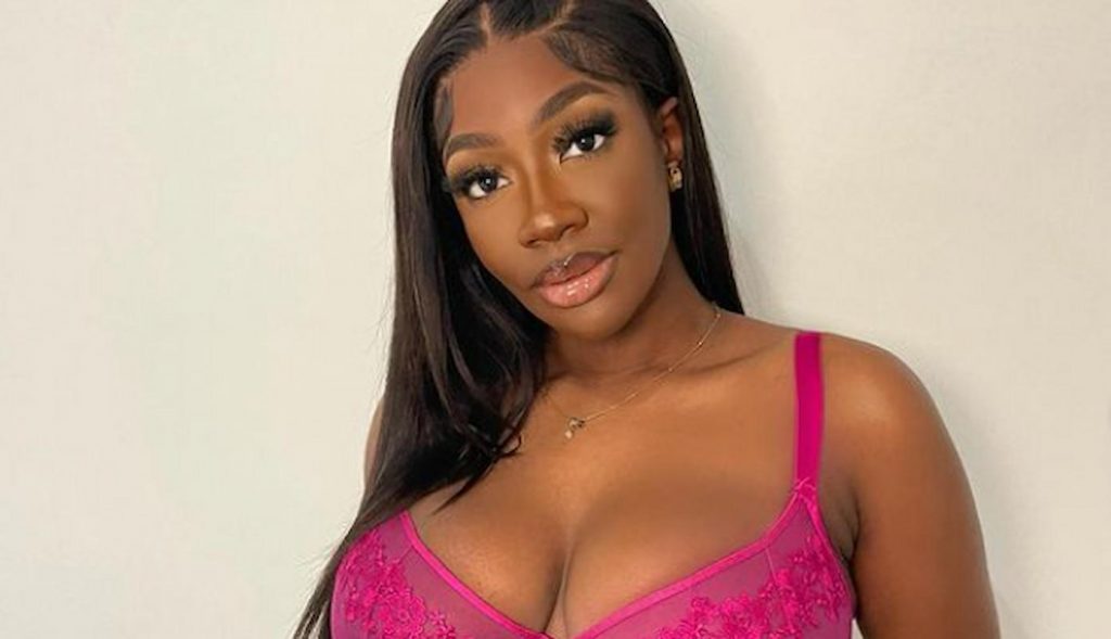 jamilah lingerie fucsia