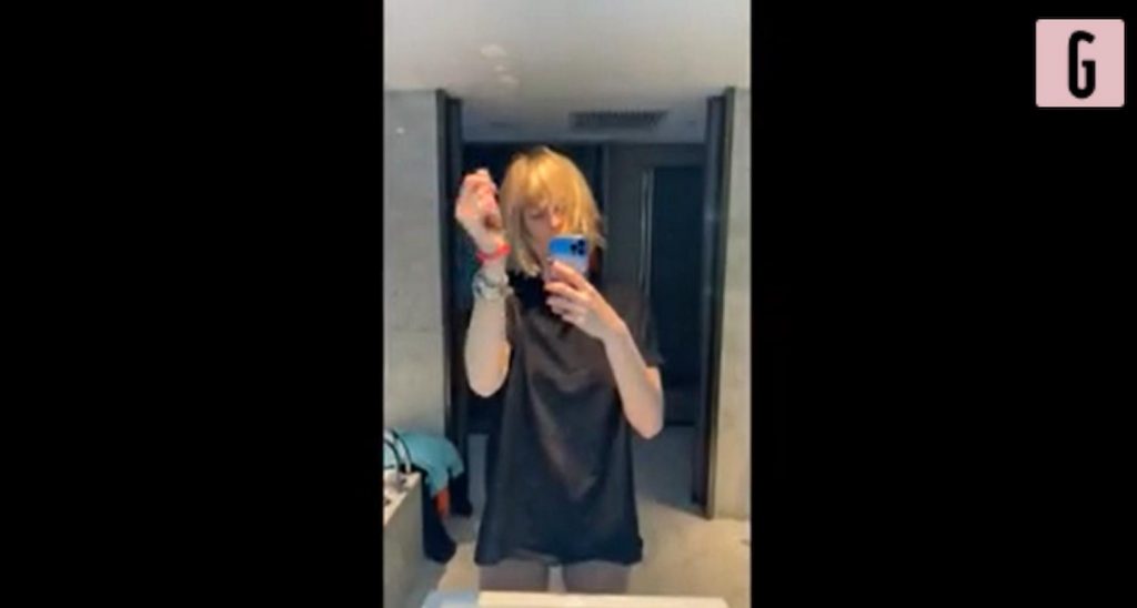pellegrini cambia abito