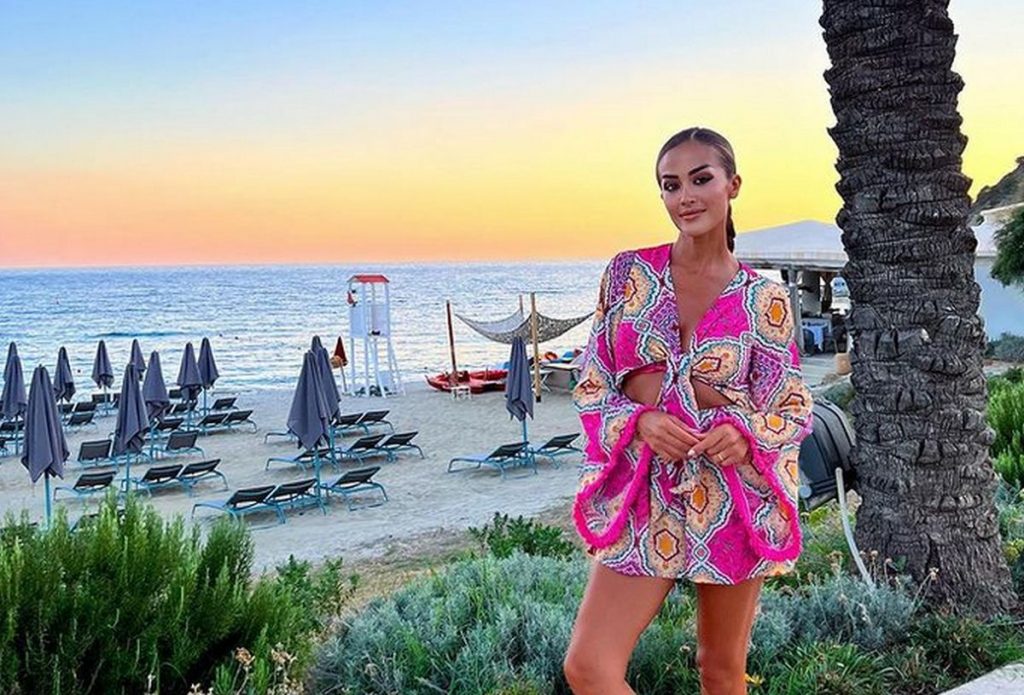 giorgia palmas saluta la sardegna