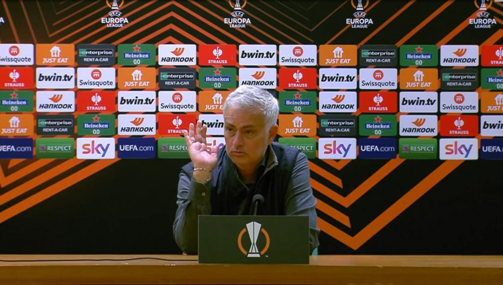 Mourinho Roma punge Lazio
