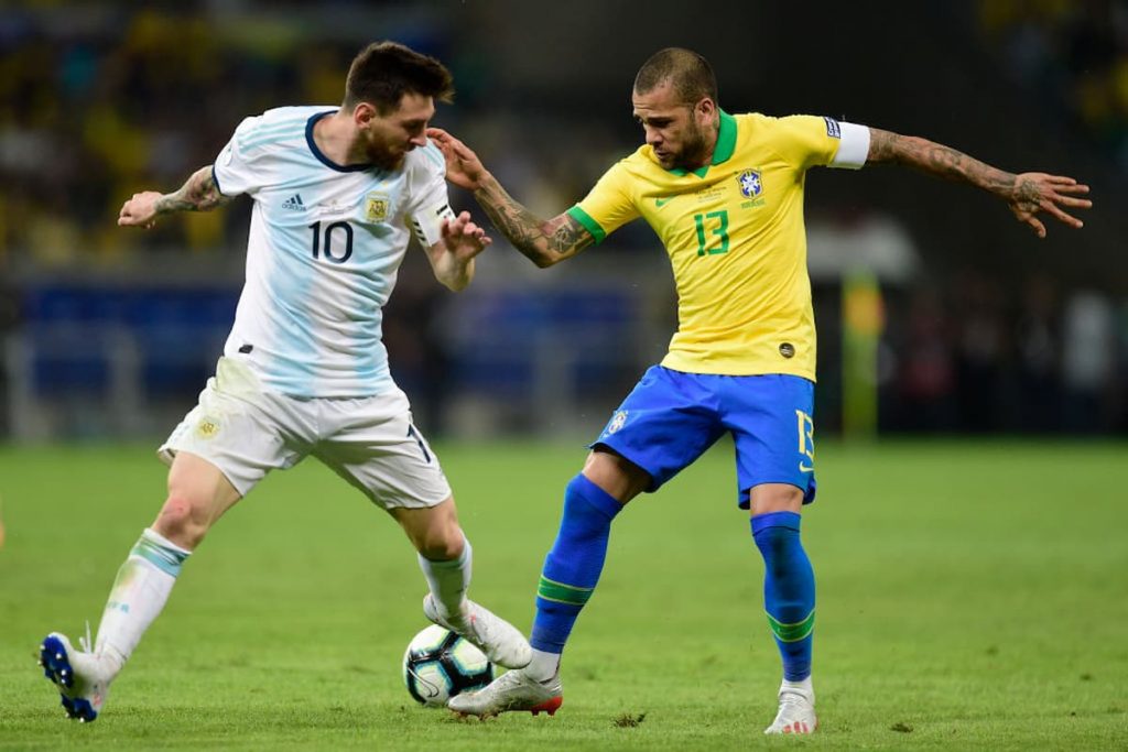 messi dani alves argentina