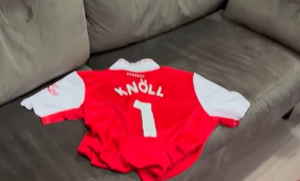 ivana-knoll-arsenal