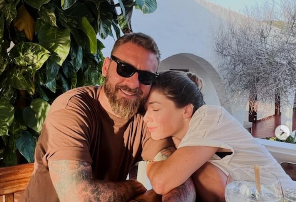 sarah de rossi (1)