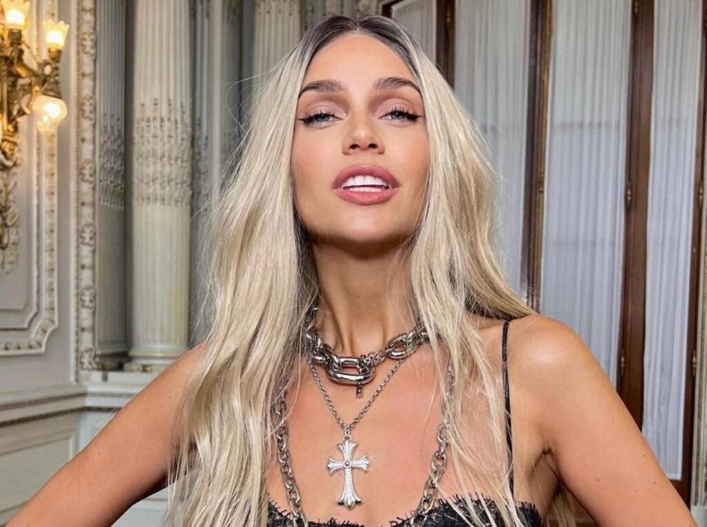 sorella-wanda-look