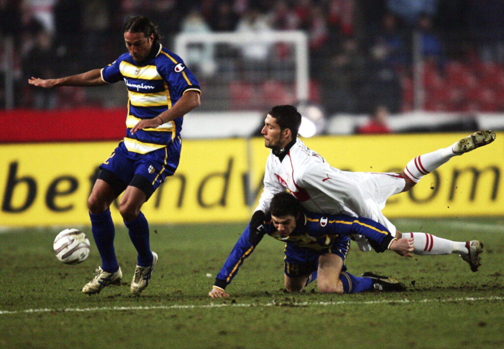 Fussball: UEFA Pokal 04/05, VfB Stuttgart - FC Parma