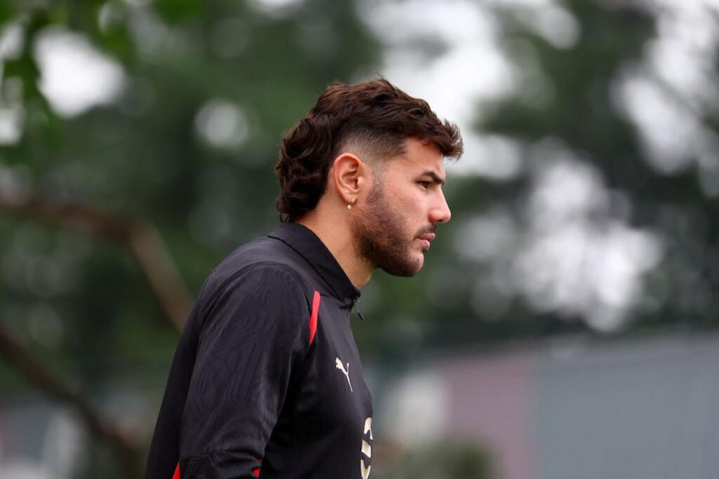 theo hernandez (3)
