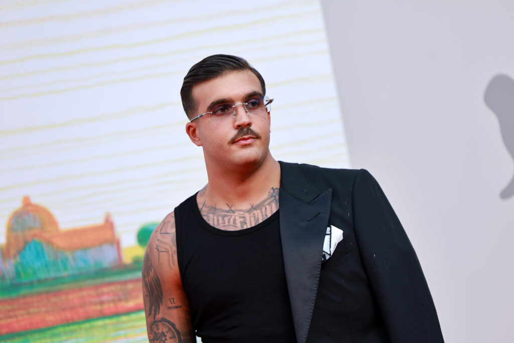 "101%" Red Carpet - Geolier