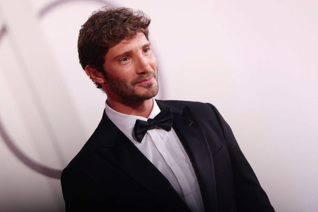 stefano de martino (3)