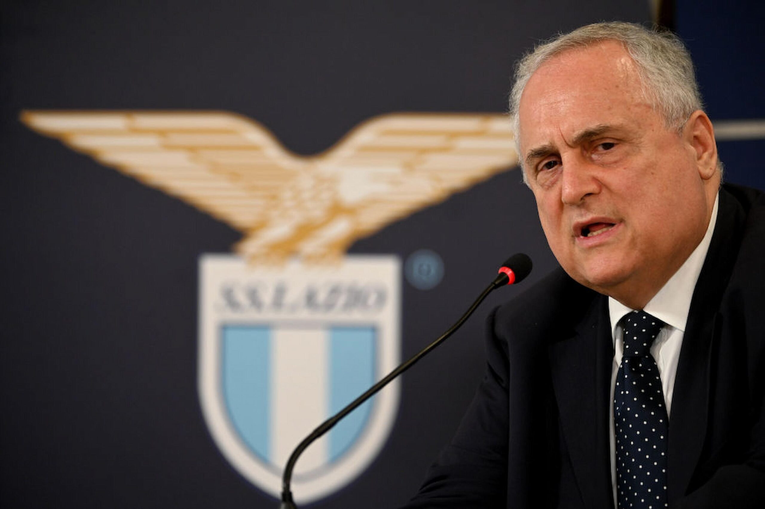 Niente rinnovo alla calciatrice incinta, la Lazio risarcisca Gothberg. Il Tas: "Una gravidanza..."