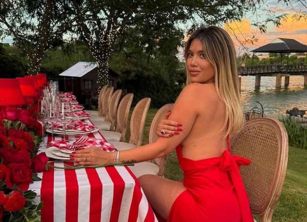 wanda nara rosso (1)