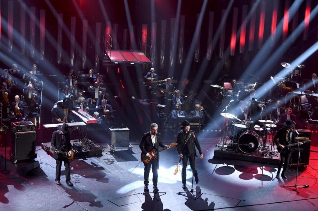 brunori sas palco ariston 2019